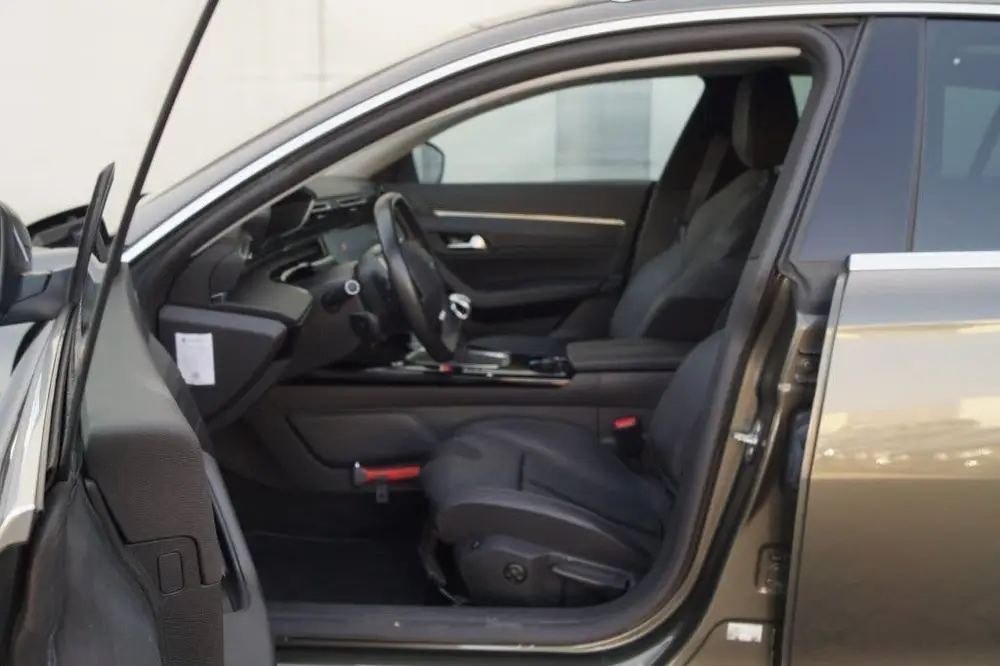 Peugeot 508 SW 1.5 BlueHDI 130pk Allure -NAVI-ECC-PDC uit 2019, foto 6