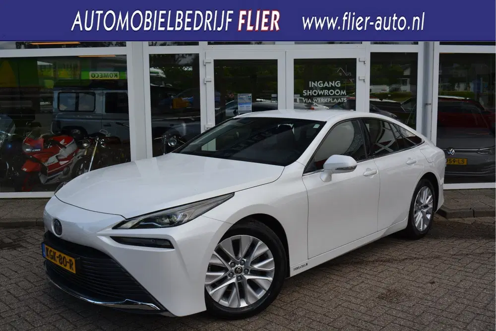 Toyota Mirai Dynamic Fuelcell uit 2021, foto 2