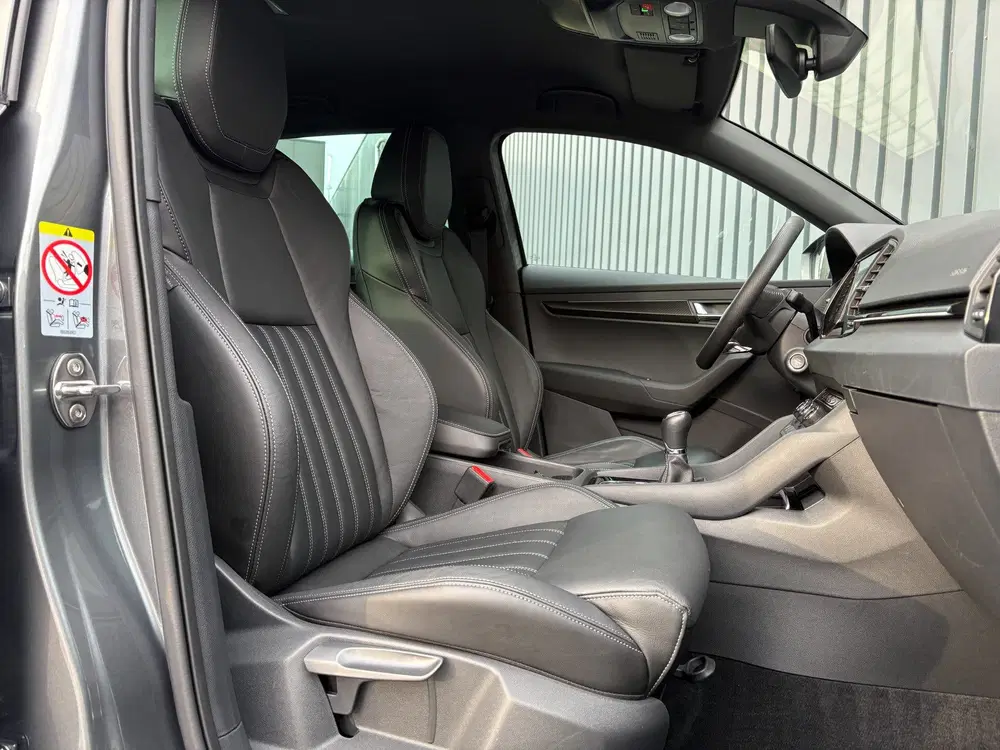 Skoda Karoq 1.5 TSI ACT Sportline Business uit 2023, foto 18