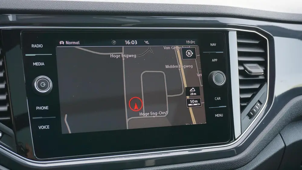 Volkswagen T-Roc 1.5 TSI 150pk R-Line & Sport Pano.dak Virtu uit 2019, foto 15