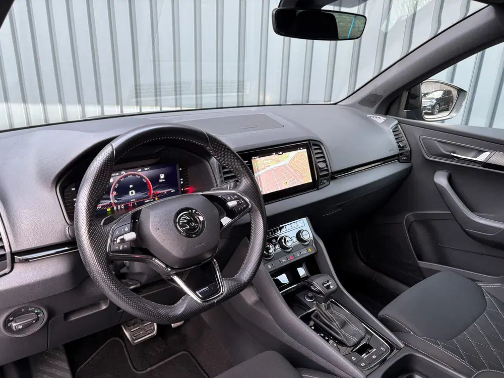 Skoda Karoq 1.5 TSI ACT Sportline Business uit 2024, foto 5