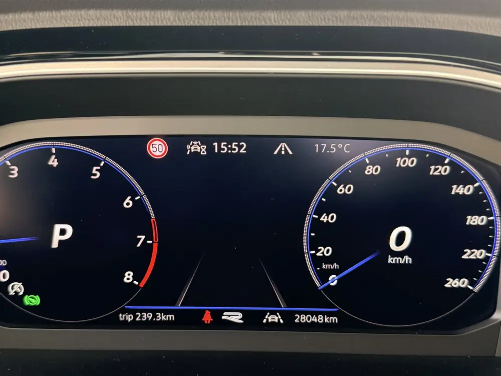 Volkswagen T-Roc 1.5 TSI R-Line Edition | LED | Keyless | Vi uit 2025, foto 6