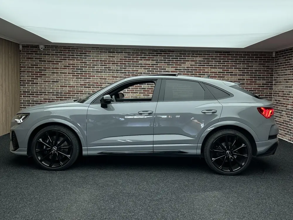 Audi RS Q3 TFSI RS Panorama Nardo Camera uit 2020, foto 6