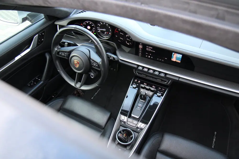 Porsche 911 3.0 Carrera 4 S Dealer onderhouden NAP App uit 2020, foto 13