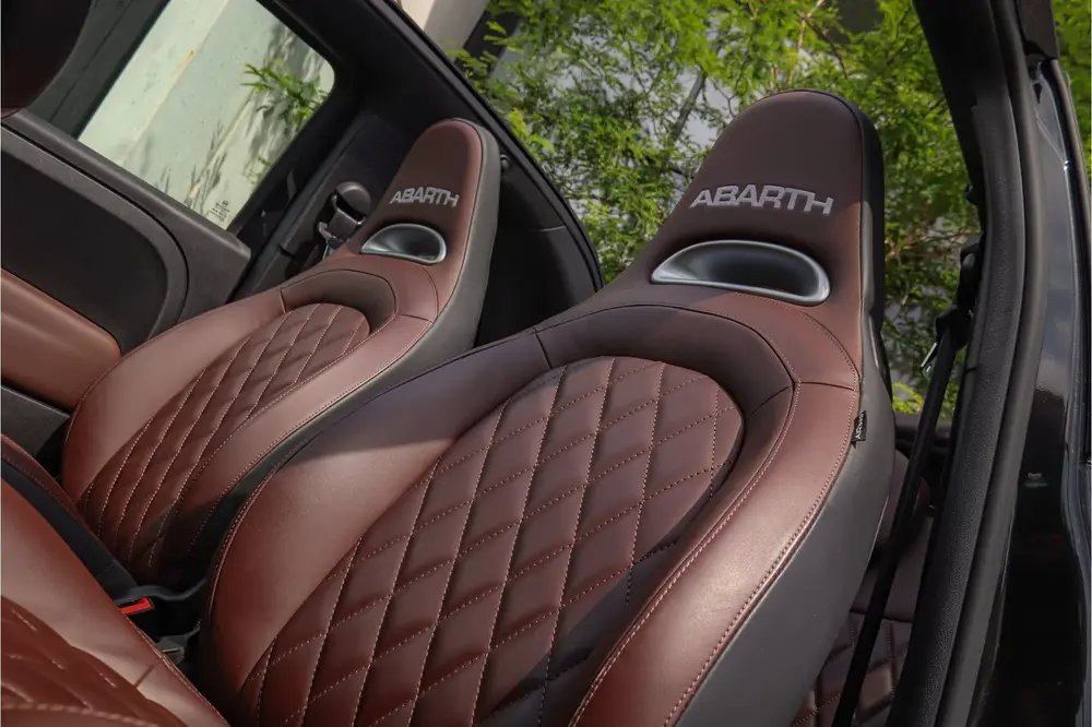 Abarth 595C 1.4 T-Jet Turismo 1e eig Full option Garantie uit 2022, foto 5