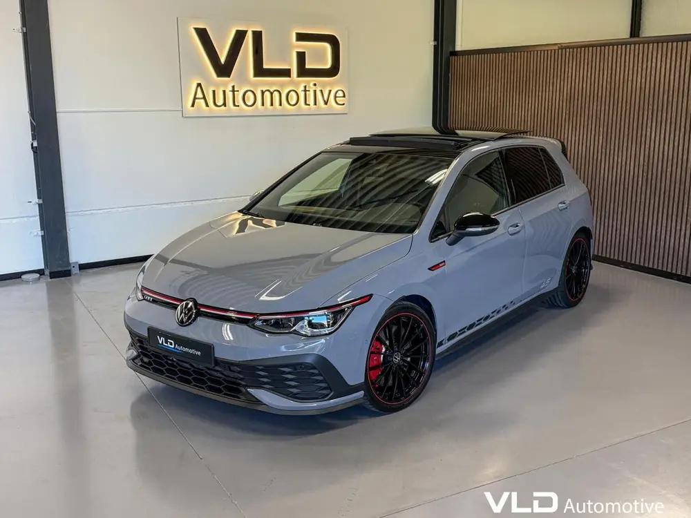 Volkswagen Golf 2.0 TSI GTI CLUBSPORT 45 JAHRE AKRA PANO IQ uit 2022, foto 16