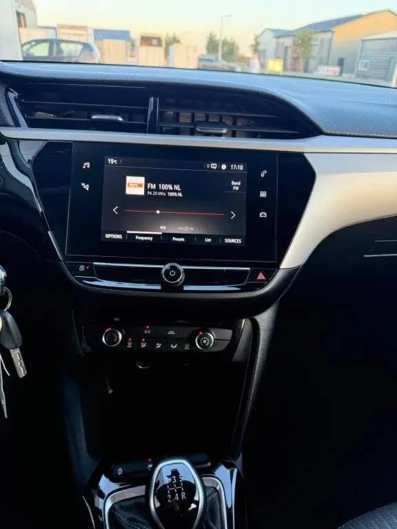 Opel Corsa 1.2 Edition uit 2022, foto 11