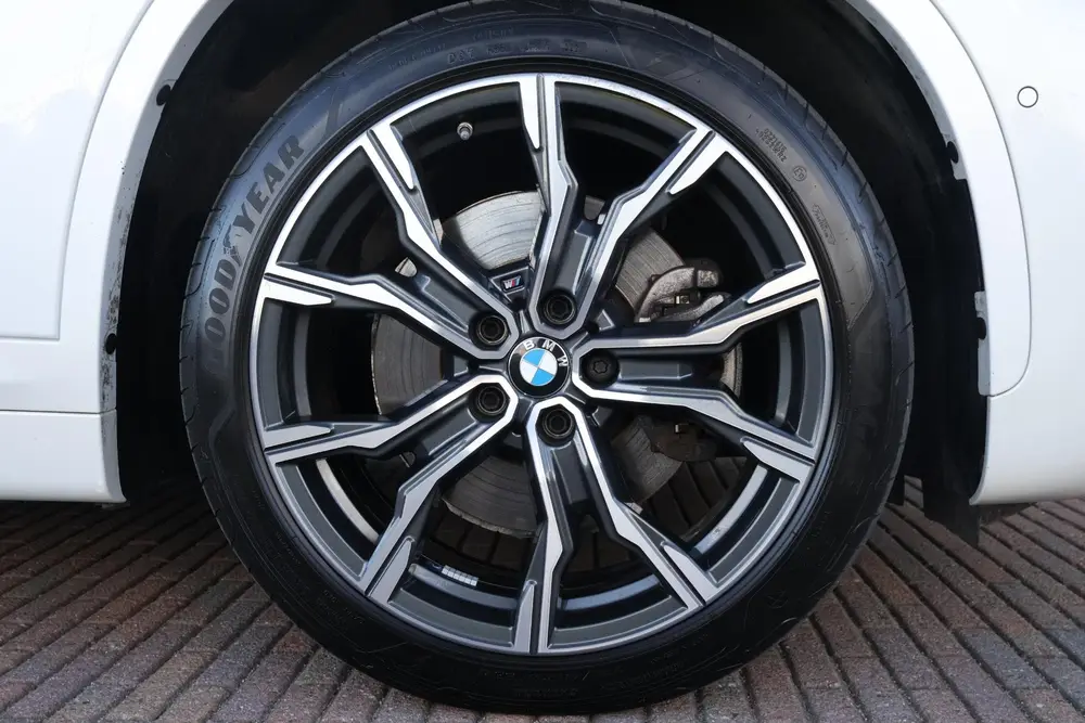 BMW X1 xDrive25e uit 2022, foto 6