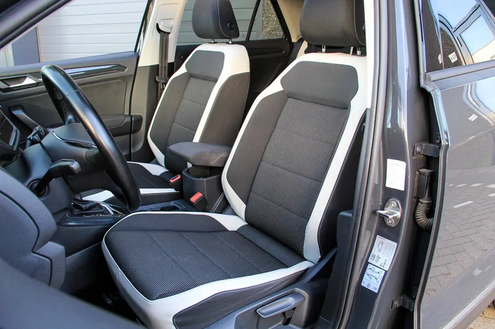 Volkswagen T-Roc 1.5 TSI DSG | Pano | Vol in de opties uit 2020, foto 9