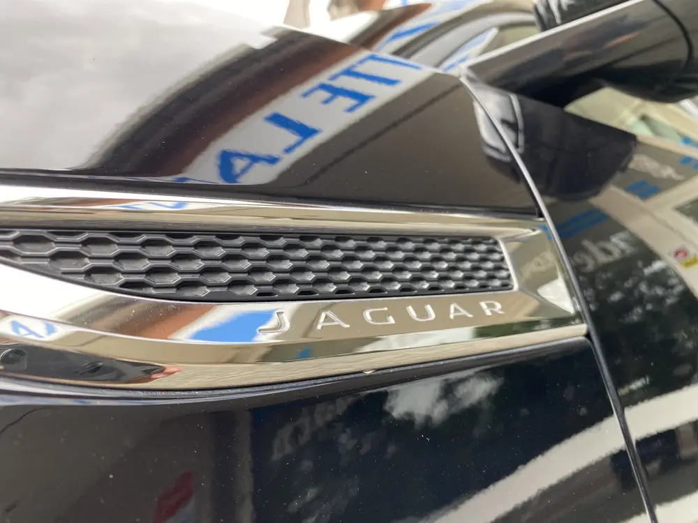 Jaguar E-Pace 2.0 P200 AWD NARVIK BLACK BTW VEREKENBAAR INCL uit 2020, foto 17