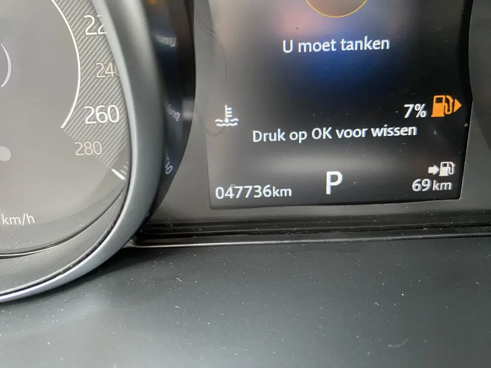 Jaguar E-Pace 2.0 P200 AWD NARVIK BLACK BTW VEREKENBAAR INCL uit 2020, foto 2