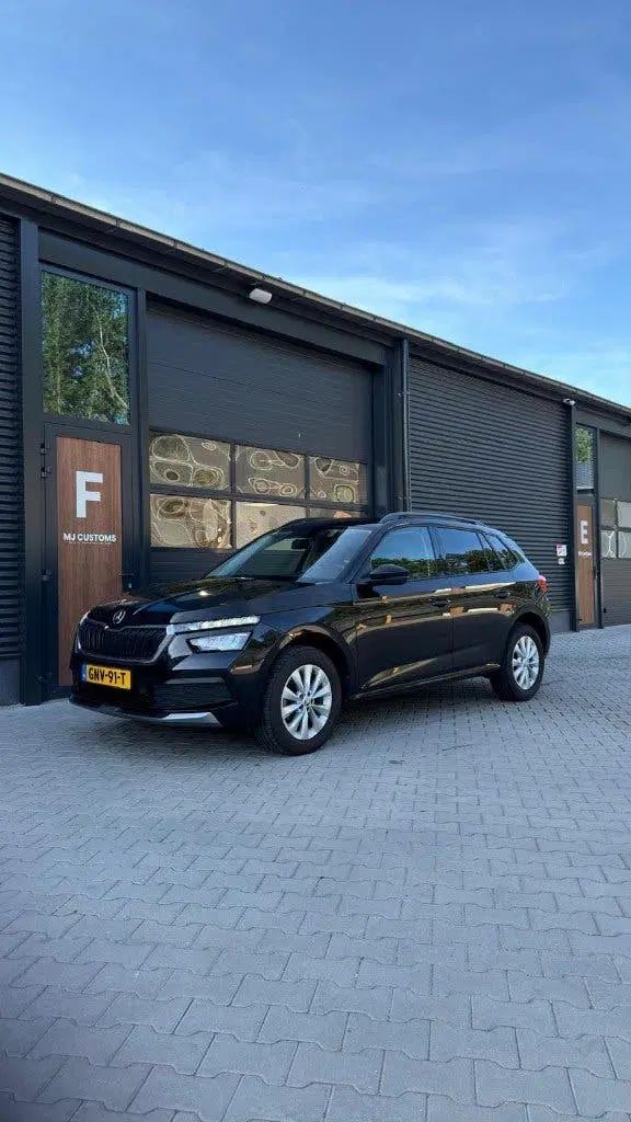 Skoda Kamiq 1.0 TSI Greentech 110pk 2021 Zwart uit 2021