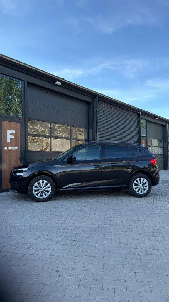 Skoda Kamiq 1.0 TSI Greentech 110pk 2021 Zwart uit 2021, foto 7