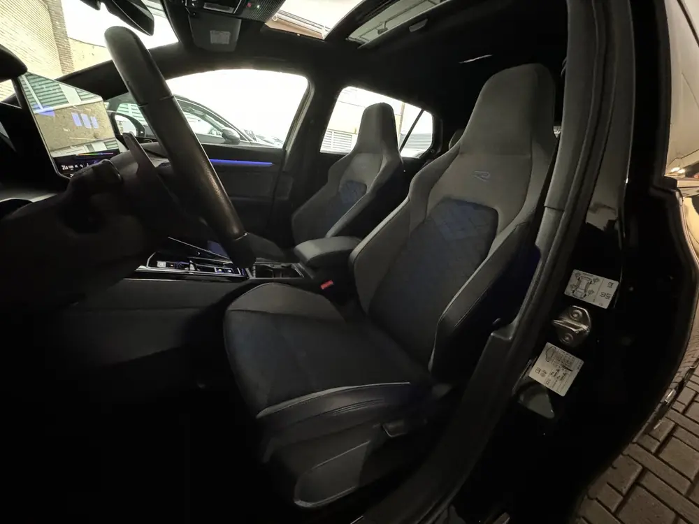 Volkswagen Golf 2.0 TSI 4M R Performance Pano|Akra|IQ|Drift uit 2025, foto 6