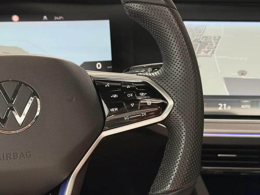 Volkswagen Touareg 3.0 TSi eHybrid 4MOTION R LINE - PANORAMA uit 2022, foto 18
