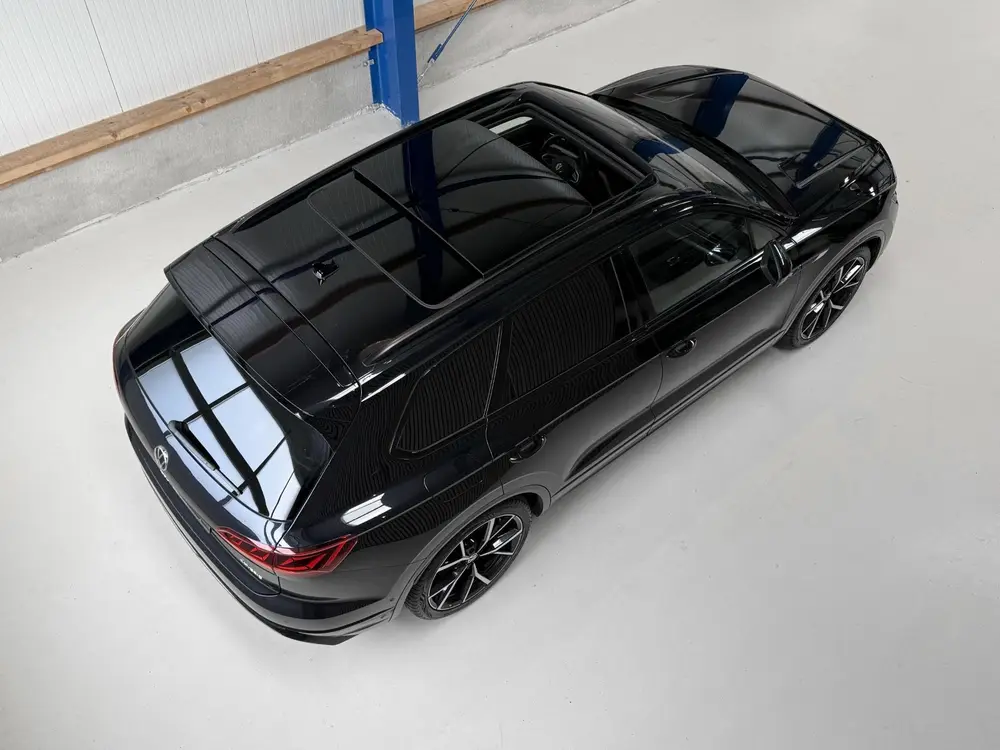 Volkswagen Touareg 3.0 TSi eHybrid 4MOTION R LINE - PANORAMA uit 2022, foto 4