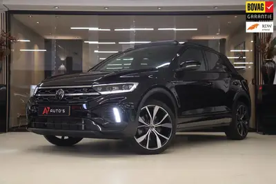 Volkswagen T-Roc 1.5 TSI R-Line 3X R-LINE/PANO/IQ/CARPLAY/CA uit 2025