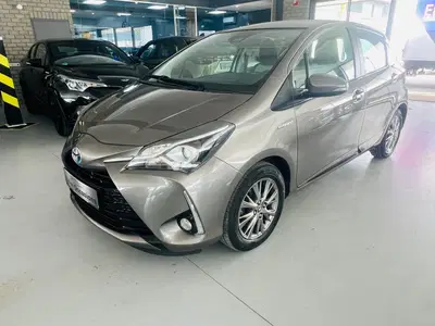 Toyota Yaris 1.5 Hybrid Dynamic uit 2019
