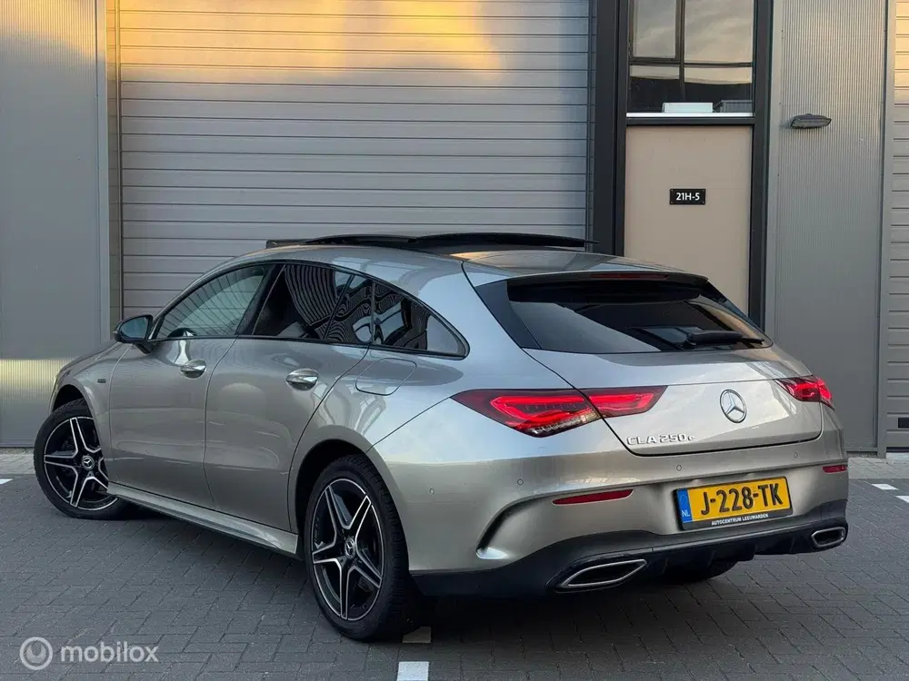 Mercedes-Benz CLA Mercedes CLA-klasse Shooting Brake 250e uit 2020, foto 4