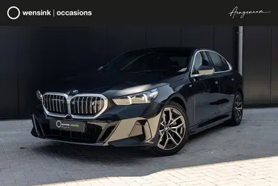 BMW i5 eDrive40 84 kWh uit 2024