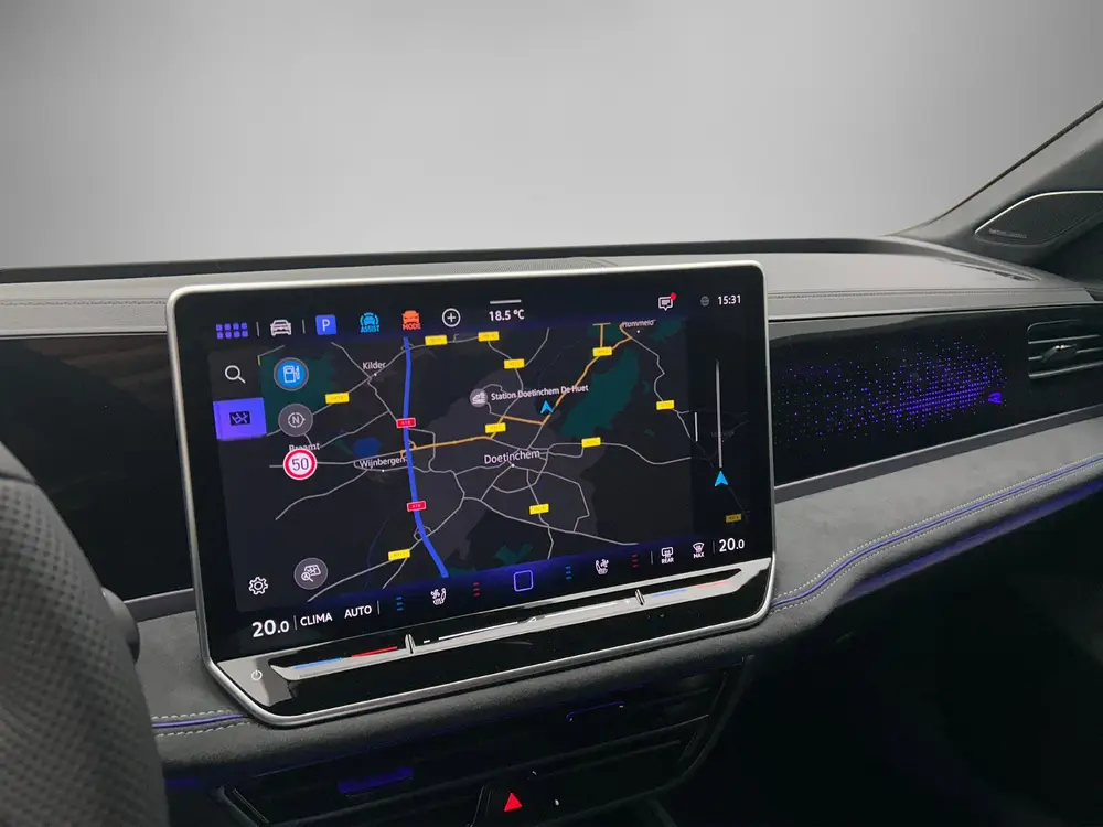 Volkswagen Passat Variant uit 2026, foto 13