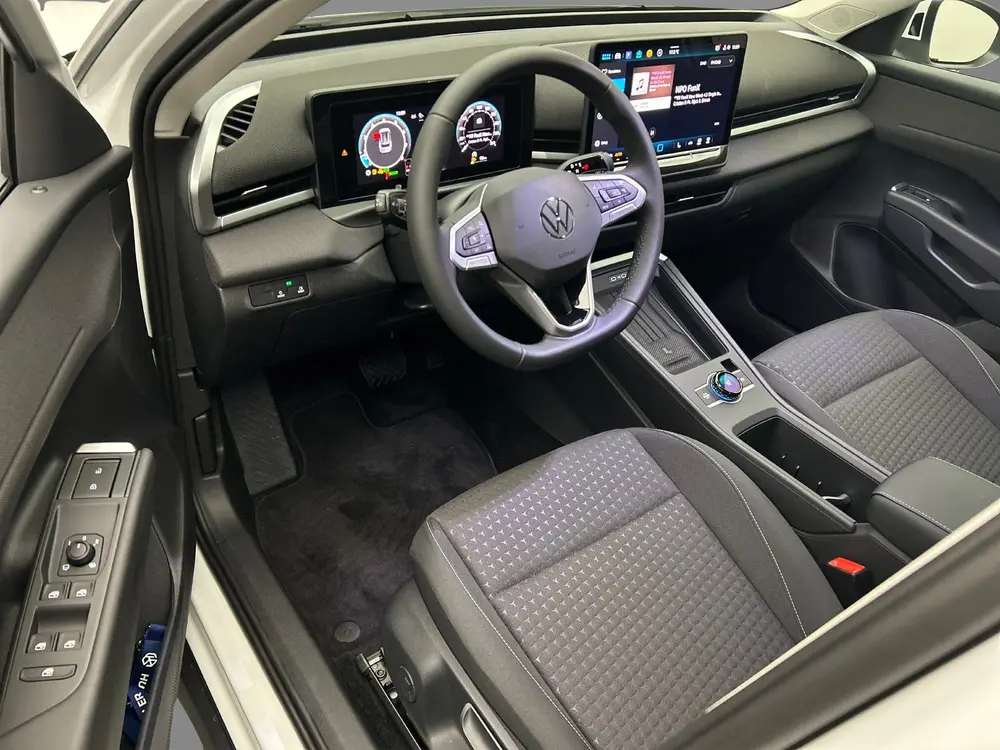 Volkswagen T-Roc uit 2026, foto 4