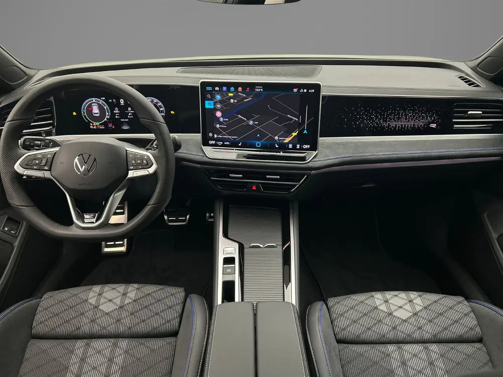Volkswagen Passat Variant uit 2026, foto 12