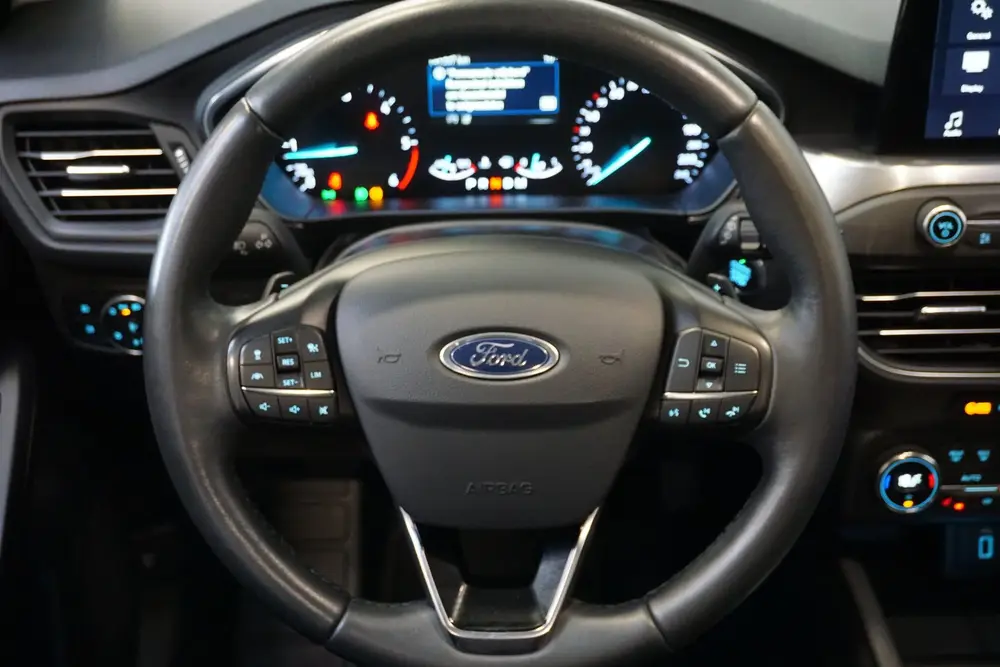 Ford Focus 1.5 EcoBlue Titanium Business AUTOMAAT NAV uit 2019, foto 4