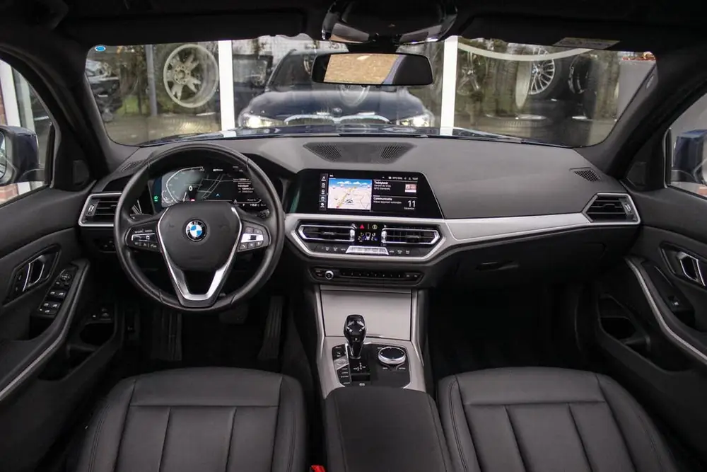 BMW 3-Serie Touring 330e Business Edition Plus | 1e eigenaar uit 2020, foto 3