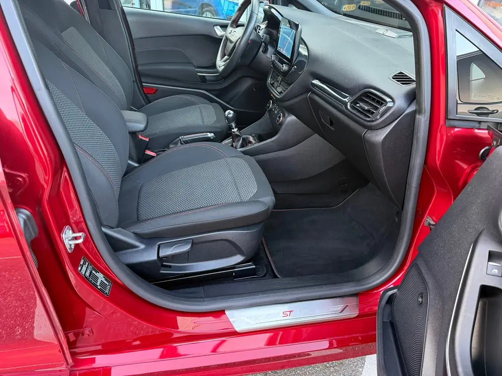 Ford Fiesta 1.0 EcoBoost ST-Line KEYLESS uit 2019, foto 10