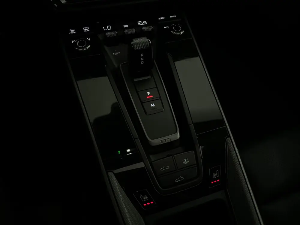 Porsche 911 3.0 Carrera S Pano uit 2020, foto 19
