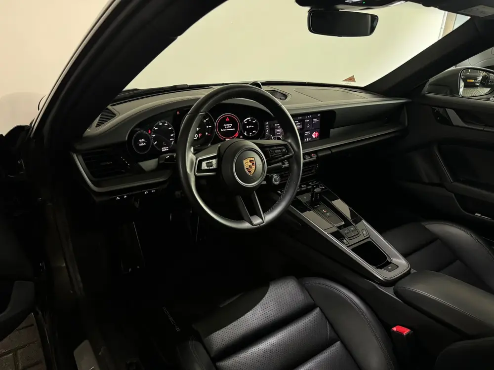 Porsche 911 3.0 Carrera S Pano uit 2020, foto 4