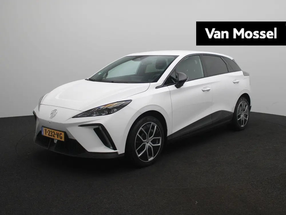 MG MG4 Luxury 64 kWh uit 2023