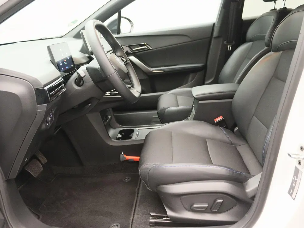 MG MG4 Luxury 64 kWh uit 2023, foto 11