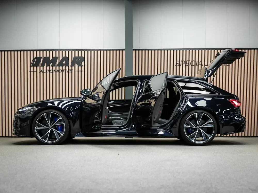 Audi RS6 RS 6 TFSI quattro AUDI Exlusive kleur uit 2024, foto 10