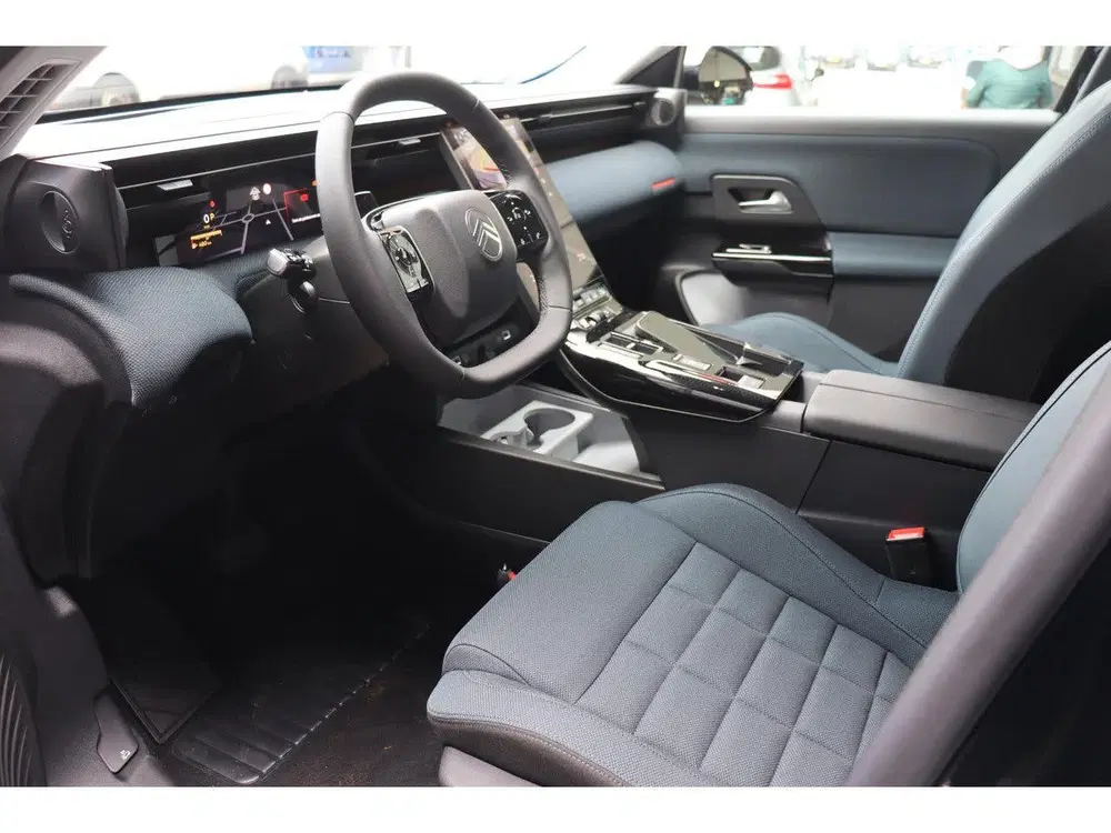 Citroën C5 Aircross 1.2 Hybrid 145 Plus (bj 2026) uit 2026, foto 6