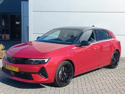 Opel Astra 1.6T 180pk Hybride Automaat Ultimate First uit 2022