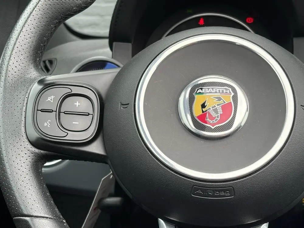 Abarth 595C 1.4 T-Jet 145pk | Summer Deals | Cabrio | Carpla uit 2021, foto 19