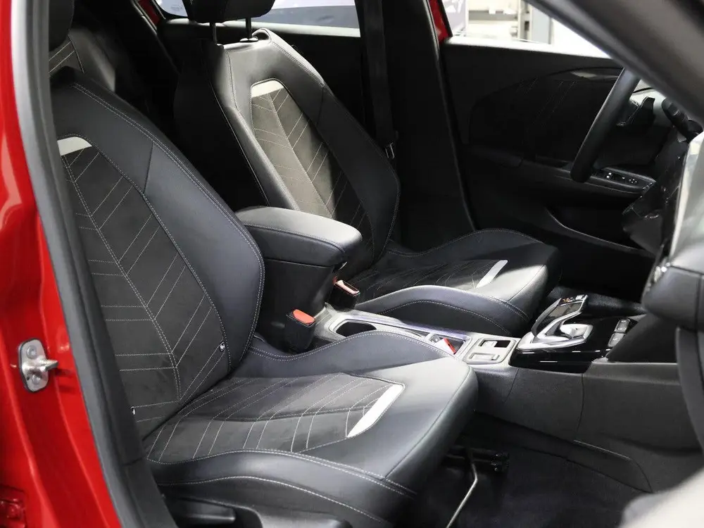 Opel Corsa 100PK Ultimate uit 2021, foto 10