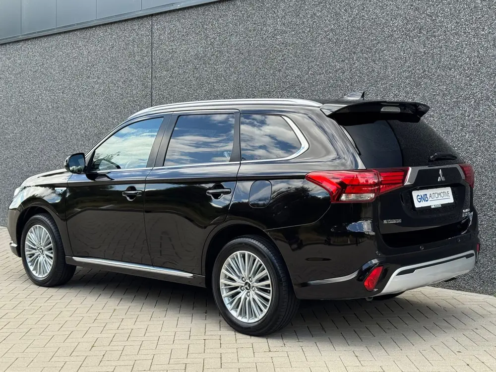 Mitsubishi Outlander 2.4 PHEV Instyle | Schuifdak | Dodehoek uit 2019, foto 5
