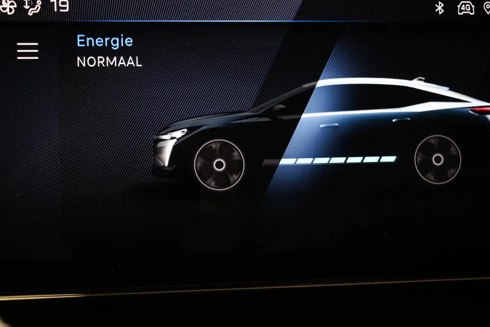 Peugeot 408 Allure 58 kWh uit 2026, foto 7