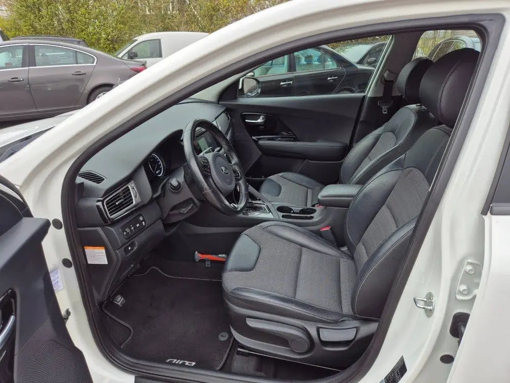 Kia Niro 1.6 GDI H. COMFORTL. uit 2019, foto 17