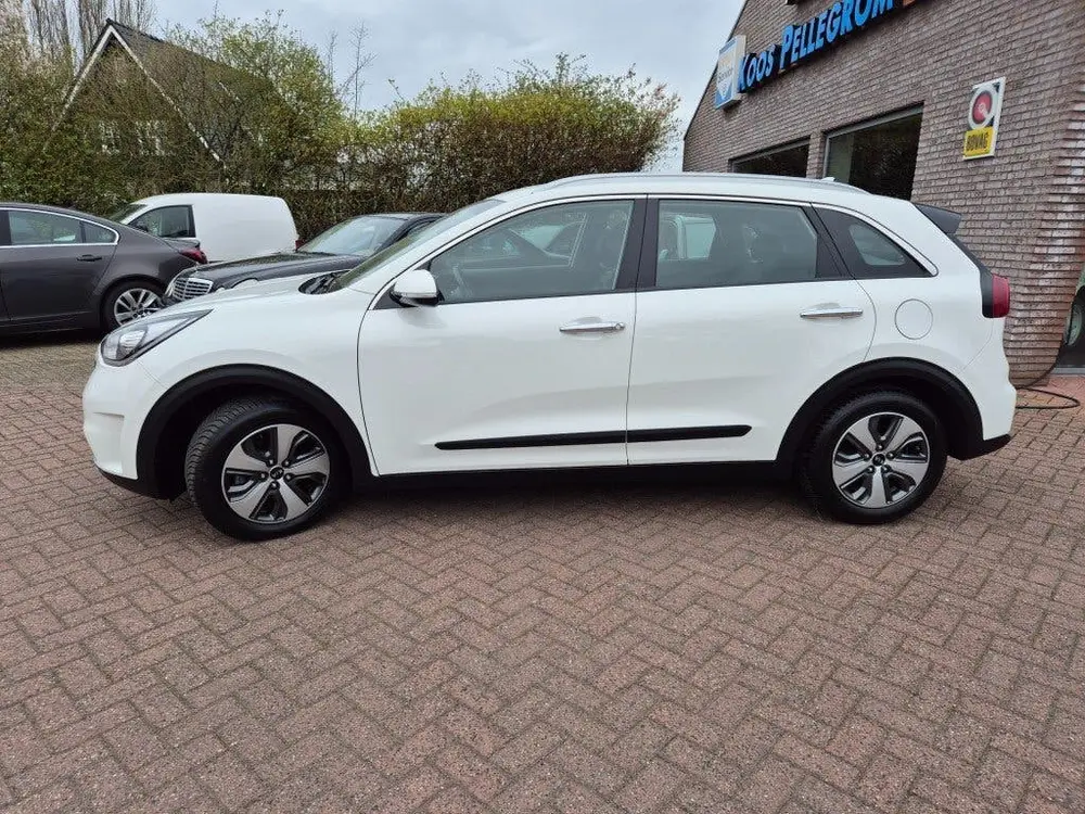 Kia Niro 1.6 GDI H. COMFORTL. uit 2019, foto 2
