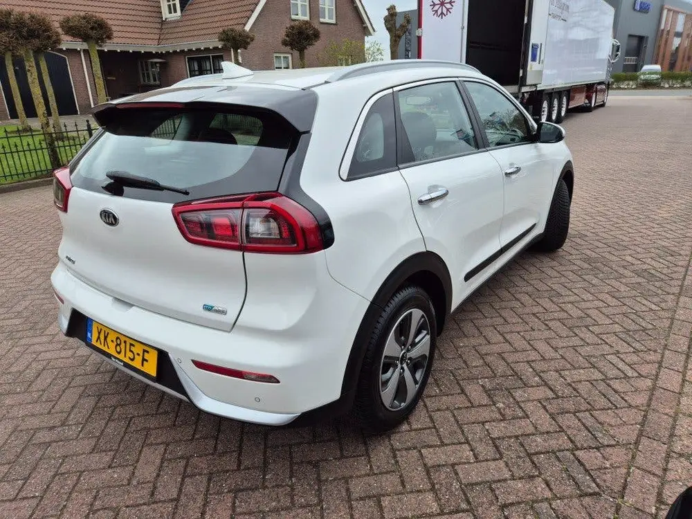 Kia Niro 1.6 GDI H. COMFORTL. uit 2019, foto 4