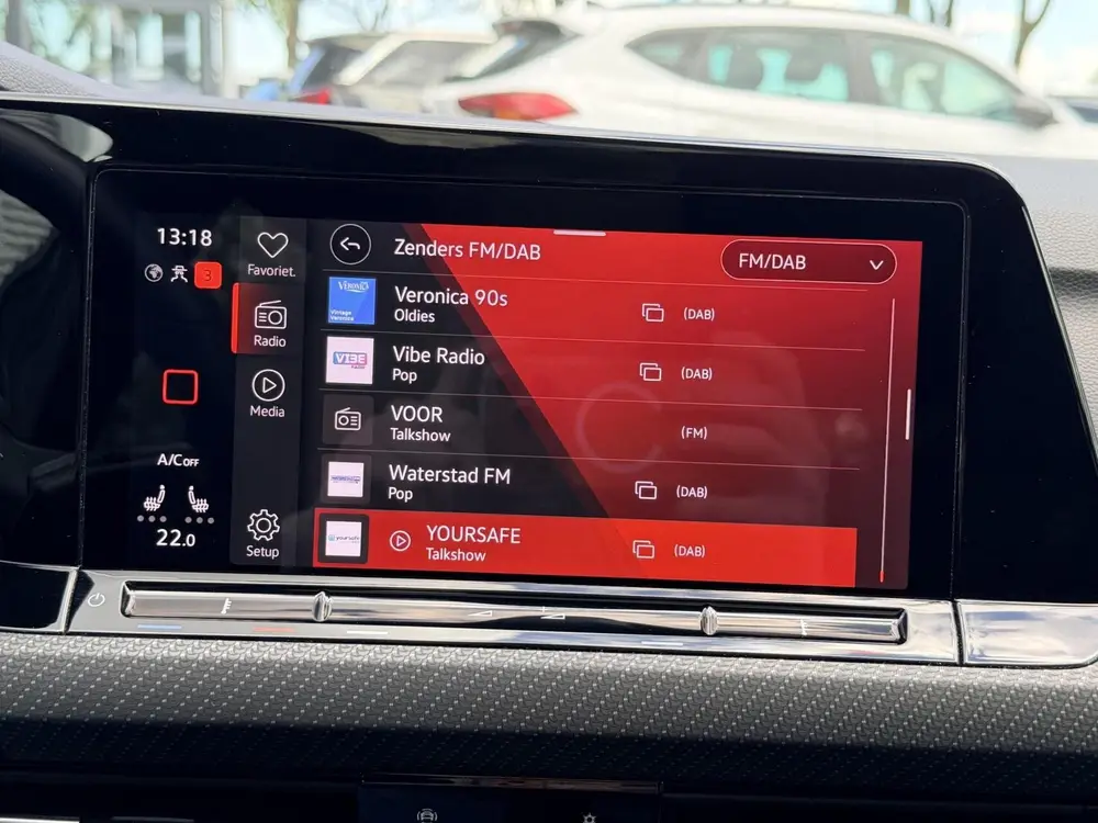 Volkswagen Golf 1.5 eTSI R-Line | Led | Automaat | Pano | Sf uit 2023, foto 20
