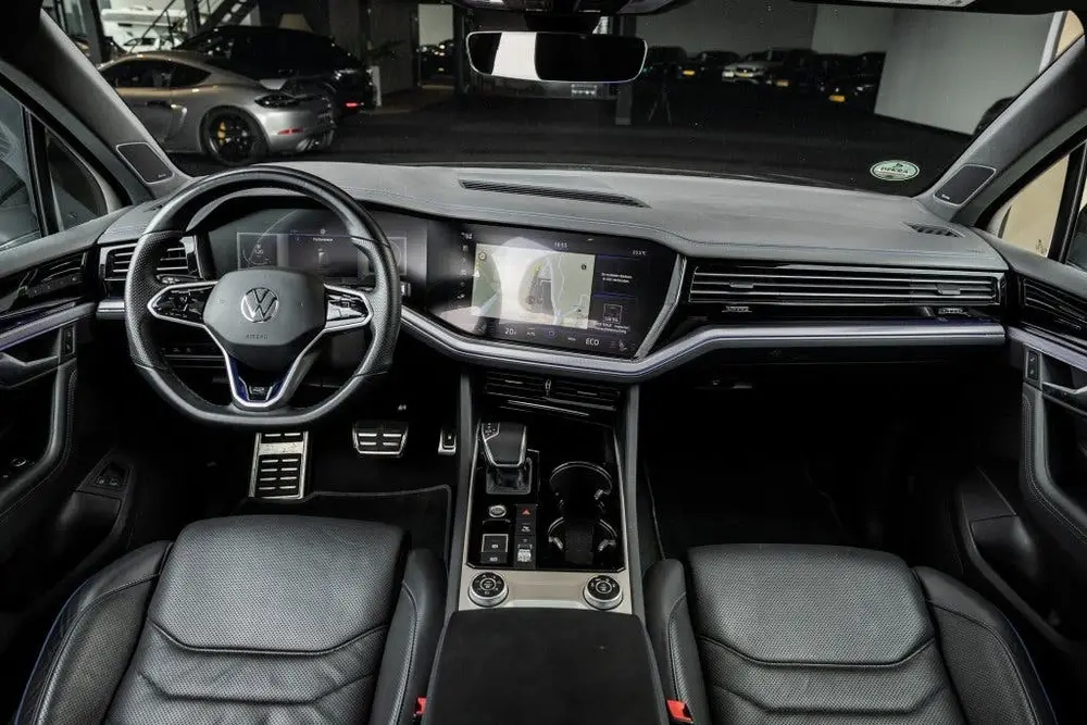 Volkswagen Touareg 3.0 TSI 4Motion R-LINE | Pano | Full Opti uit 2021, foto 2
