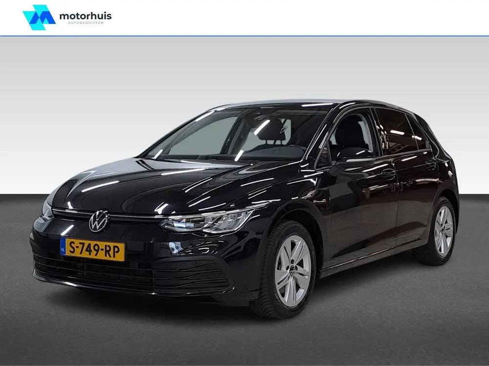 Volkswagen Golf 1.5 eTSI Life Business uit 2023