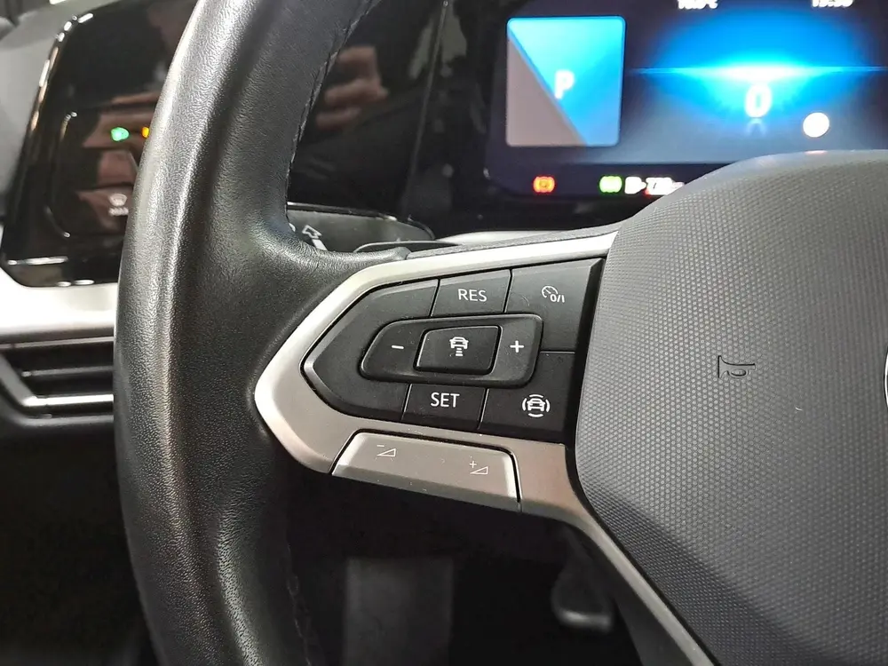 Volkswagen Golf 1.5 eTSI Life Business uit 2023, foto 20