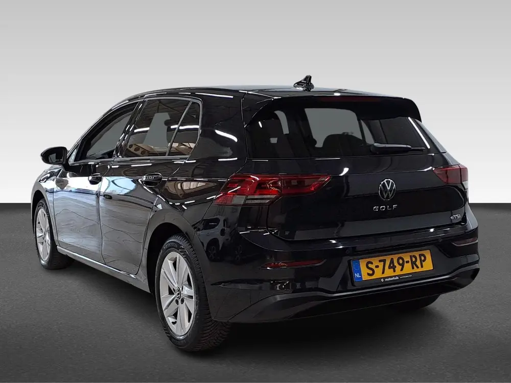 Volkswagen Golf 1.5 eTSI Life Business uit 2023, foto 3