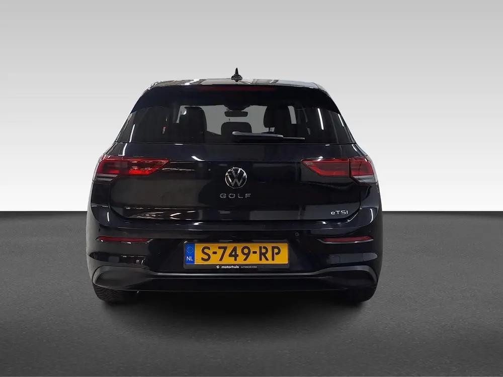 Volkswagen Golf 1.5 eTSI Life Business uit 2023, foto 7